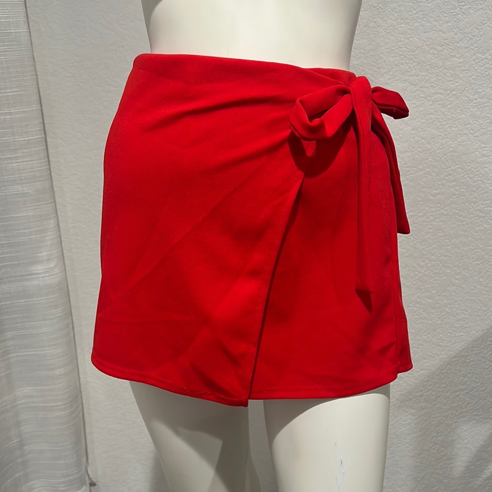 red skort from charlotte russe. size Large